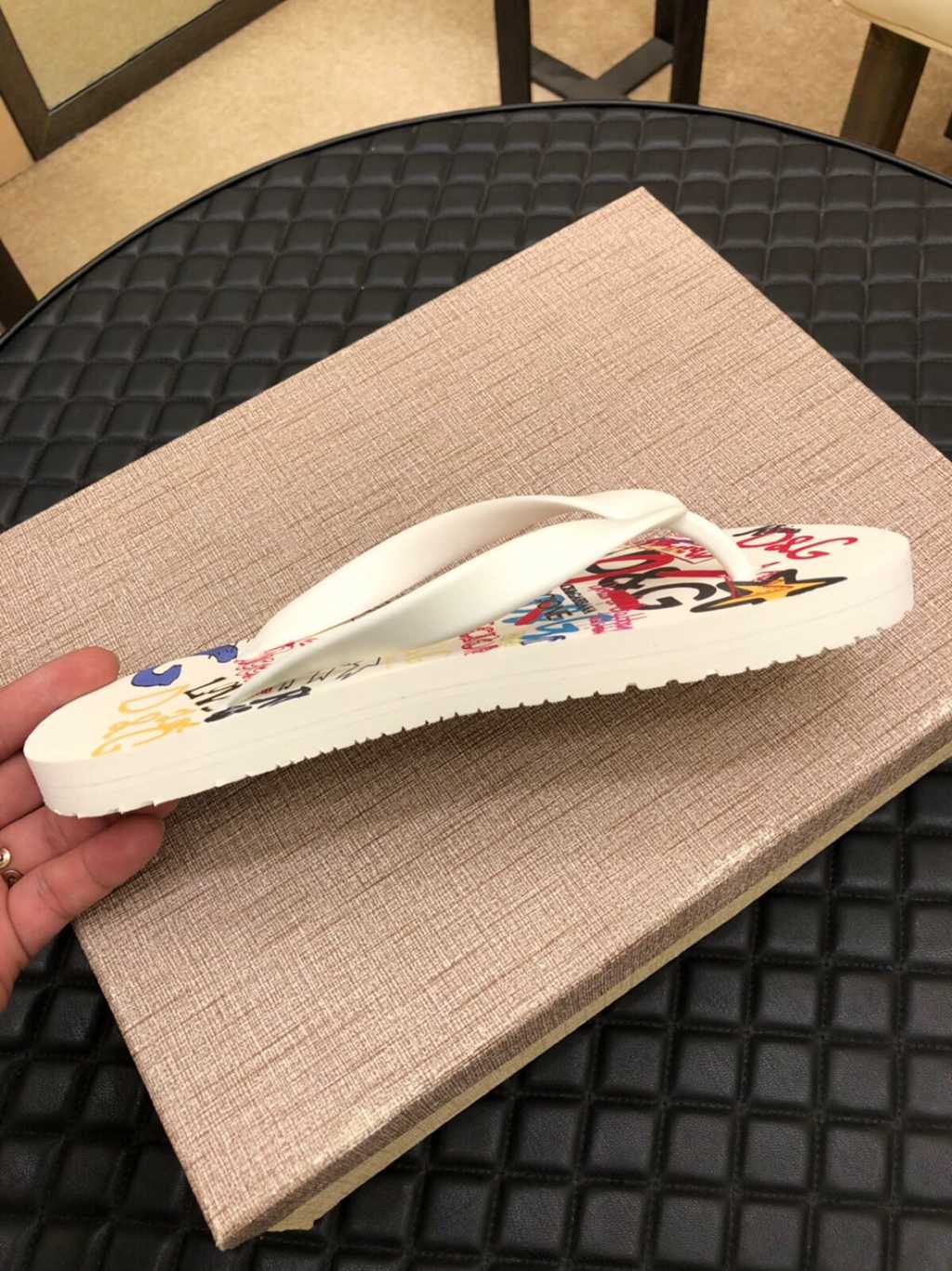 D*G slippers